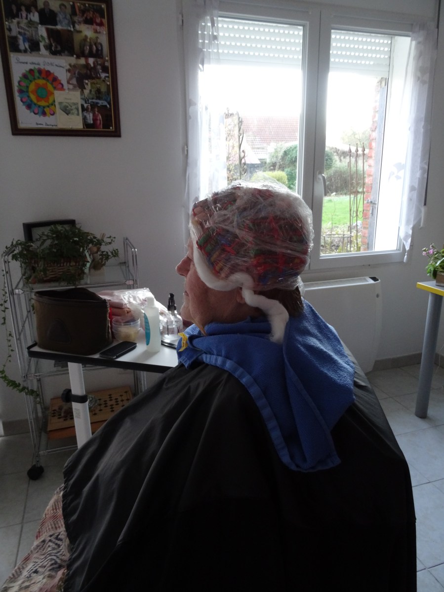 personnes âgées , famille d'accueil , bécourt