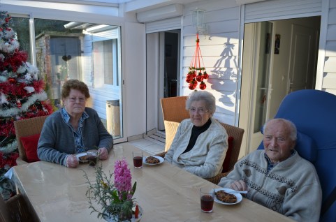 famille d'accueil , personnes âgées , bécourt