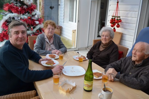famille d'accueil , personnes âgées , bécourt