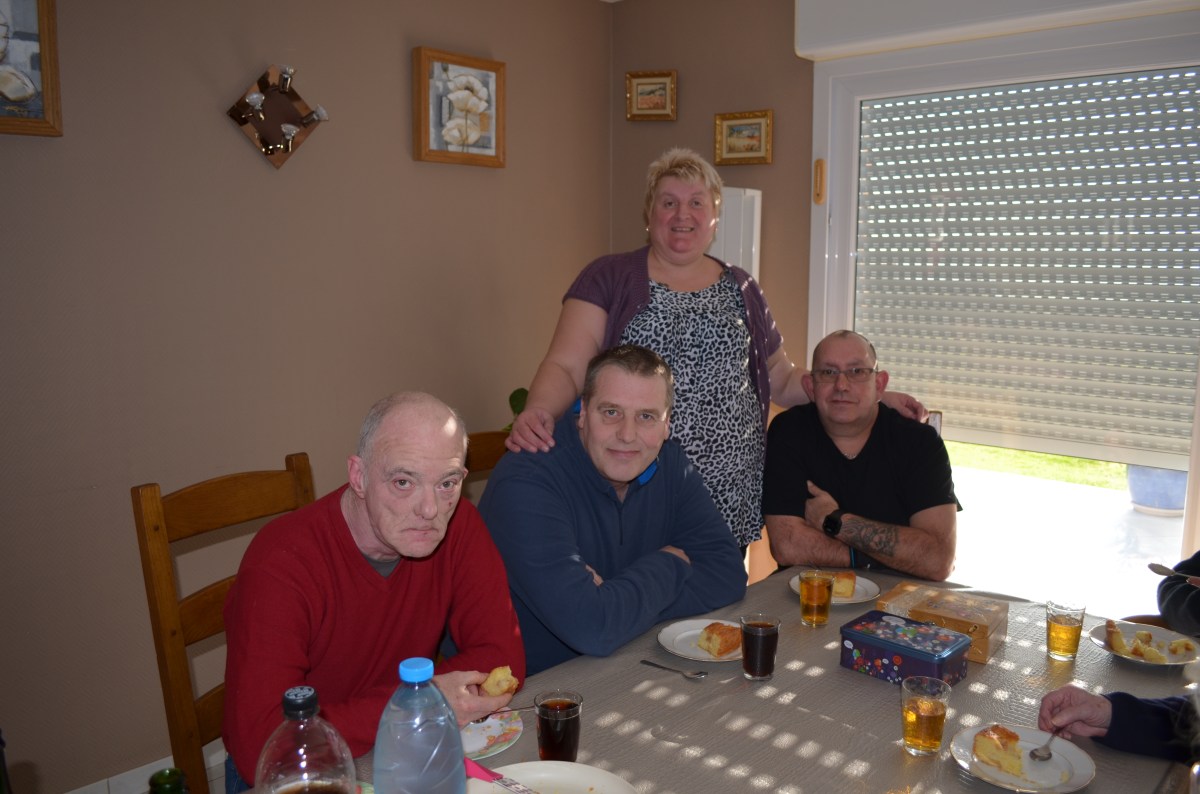 famille d'accueil , bécourt , personnes âgées