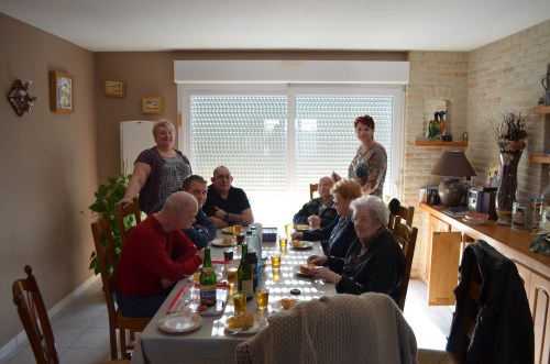 famille d'accueil , personnes âgées , bécourt