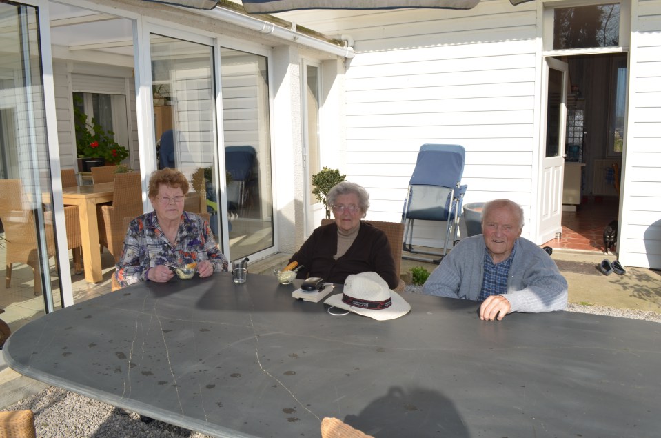 famille d'accueil,personnes âgées,bécourt,pas de calais