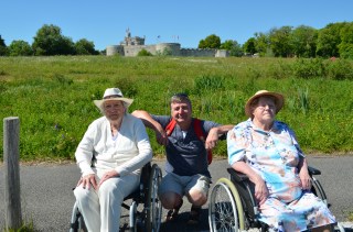 famille d'accueil , personnes âgées , bécourt , pas de calais