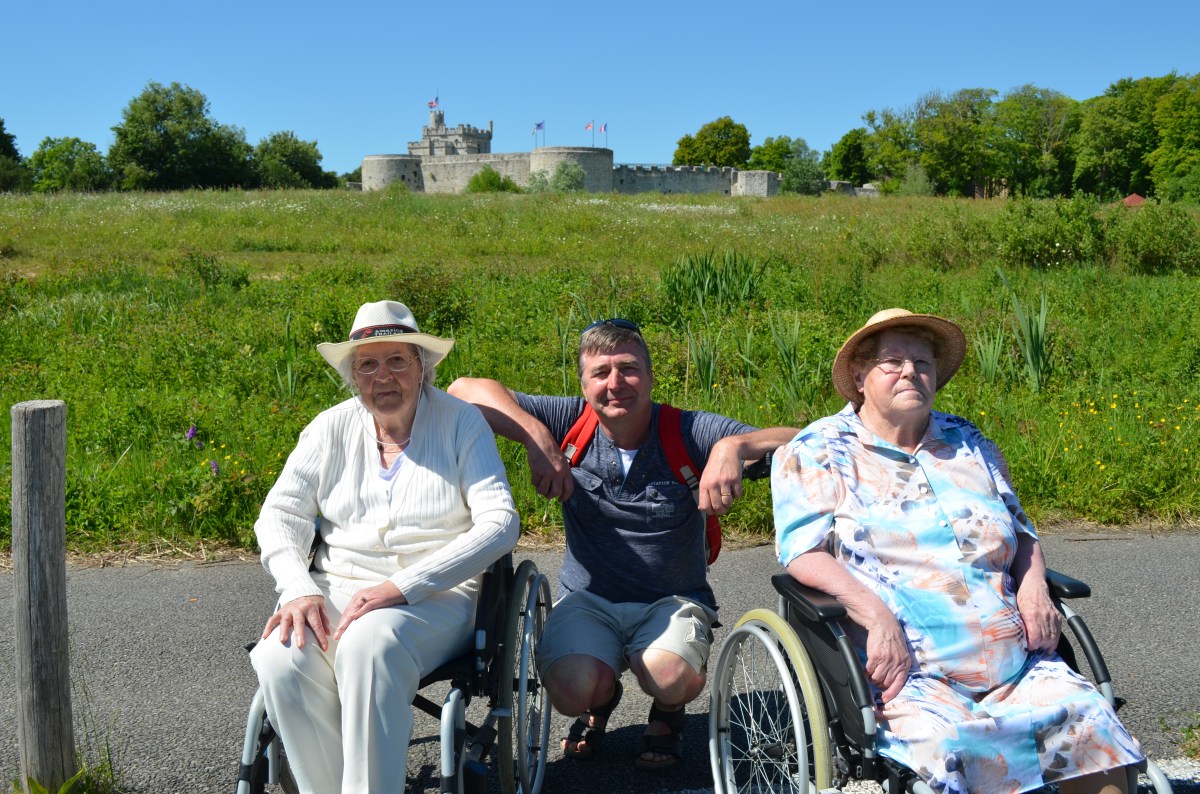 famille d'accueil , personnes âgées , bécourt , pas de calais