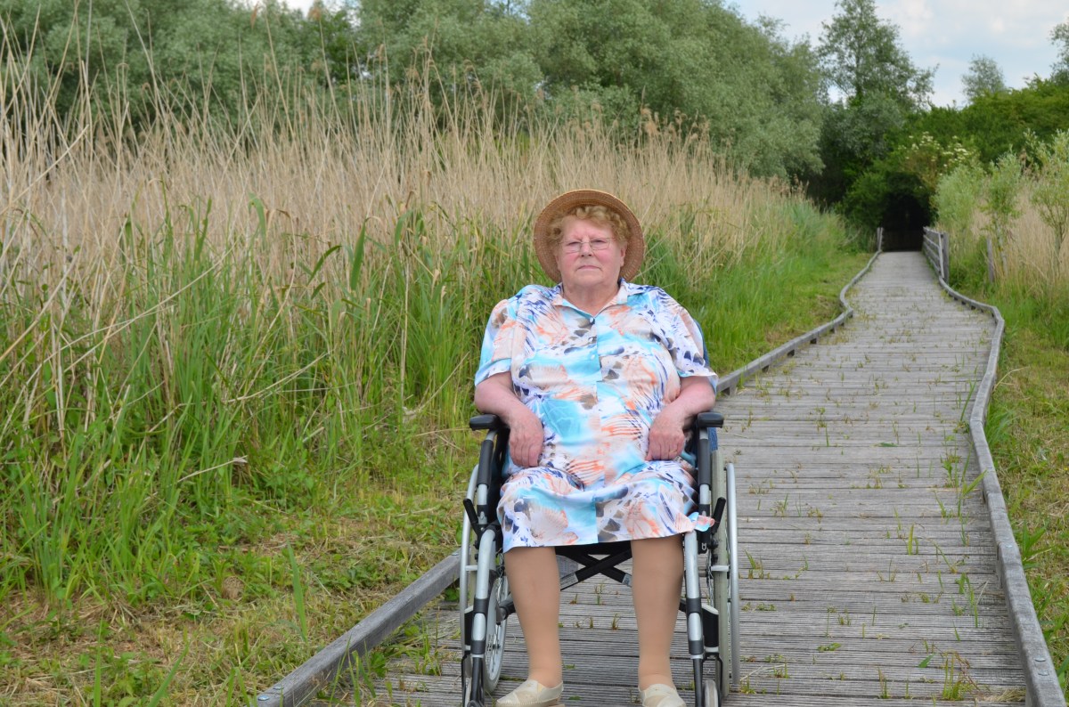 famille d'accueil , personnes âgées , bécourt , pas de calais