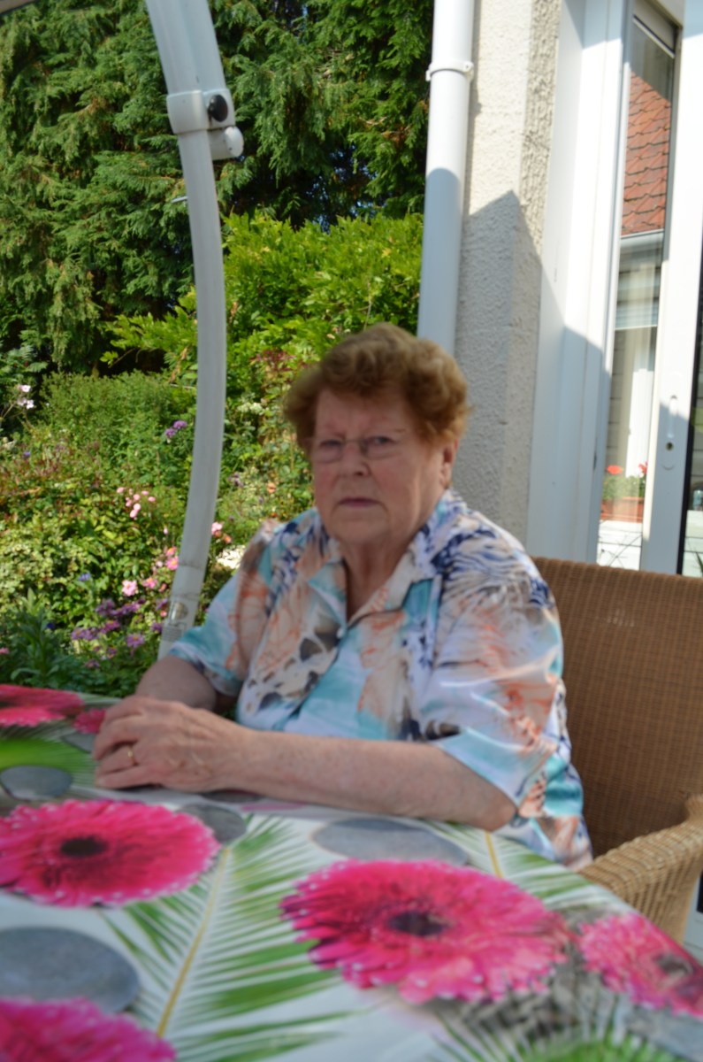 famille d'accueil , personnes âgées , bécourt , pas de calai