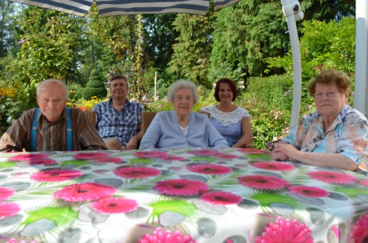 famille d'accueil , personnes âgées , bécourt , pas de calais