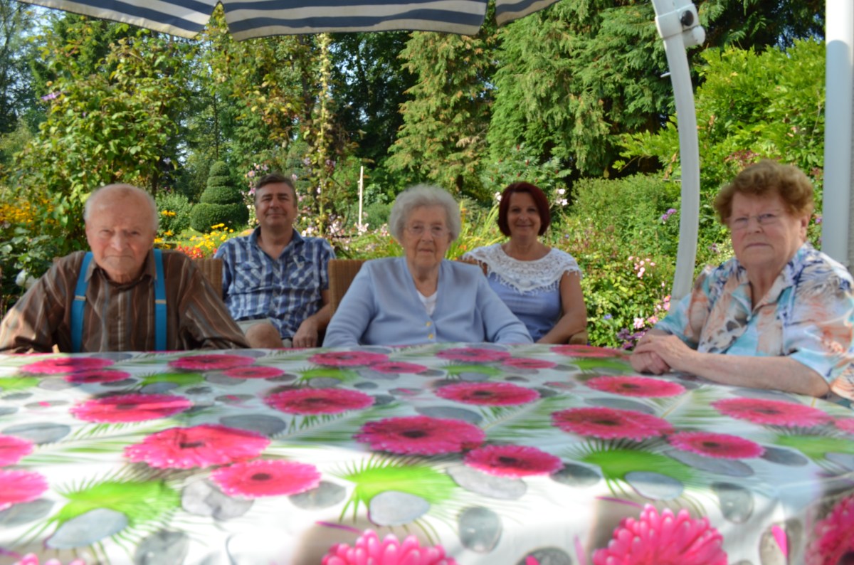 famille d'accueil , personnes âgées , bécourt , pas de calais