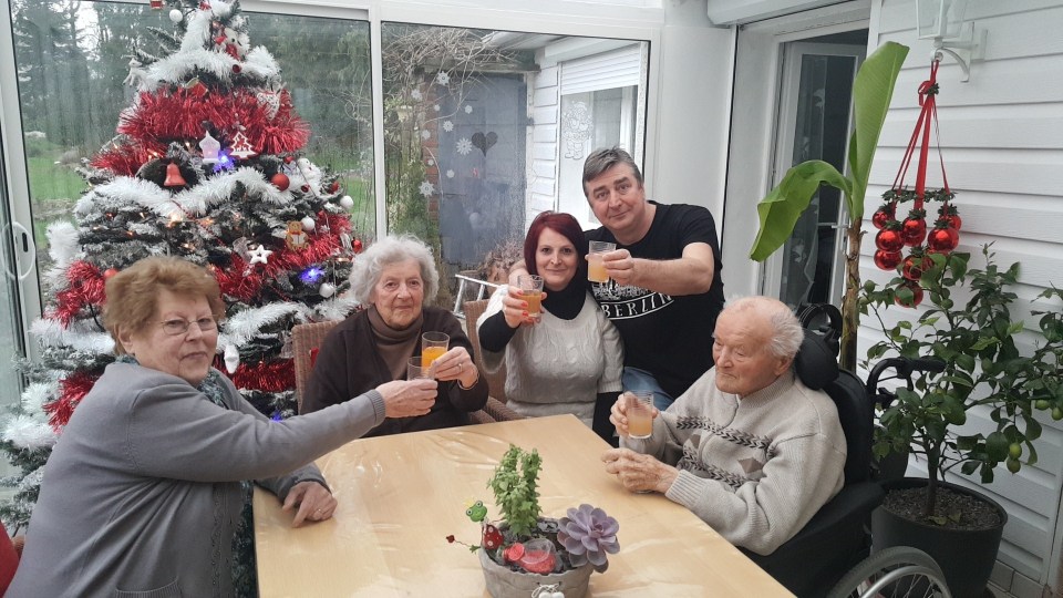 famille d'accueil , personnes âgées , bécourt , pas de calais