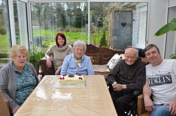 famille d'accueil , personnes âgées , bécourt , pas de calais