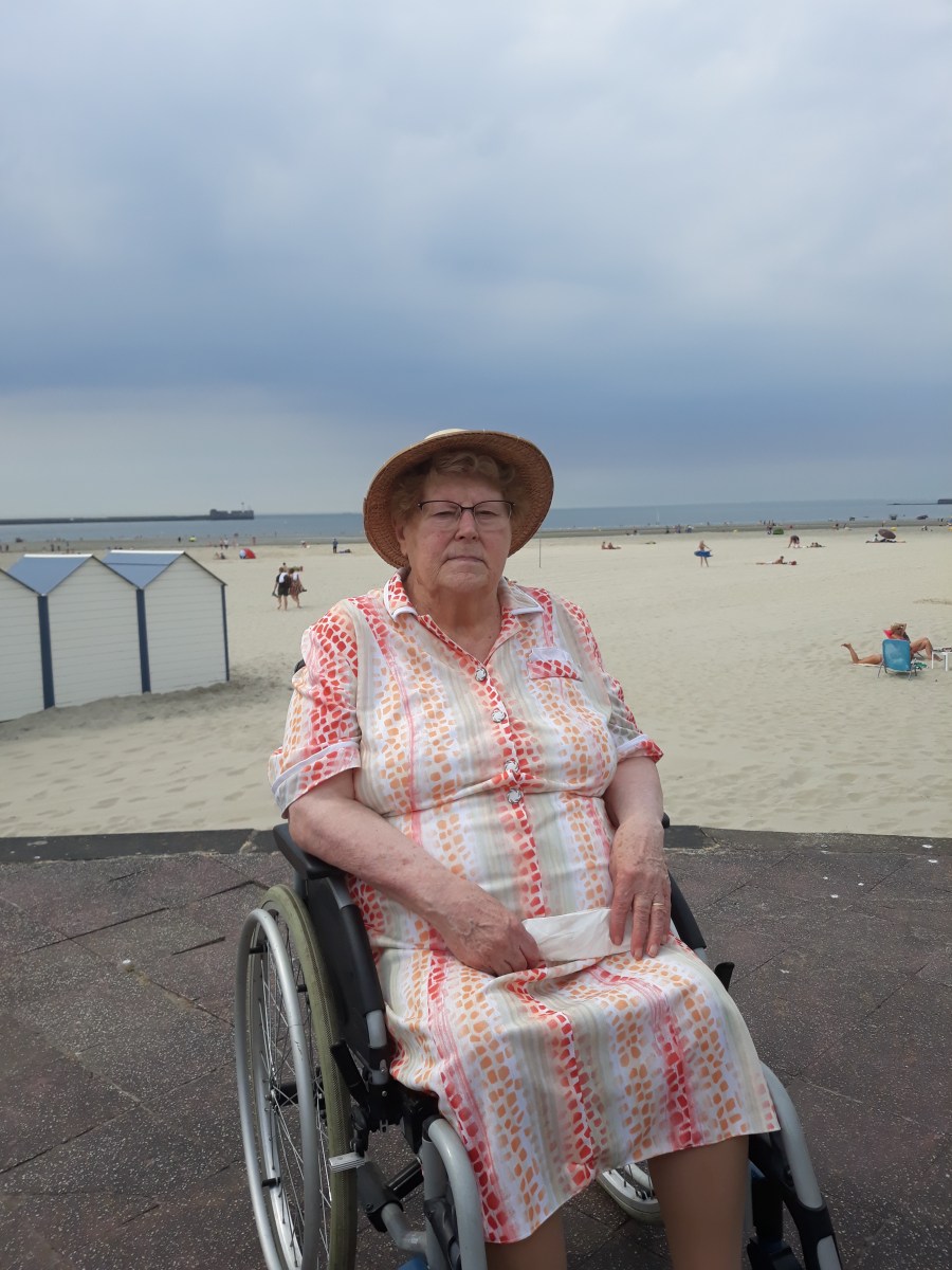 famille d'accueil , personne âgées , bécourt , pas de calais