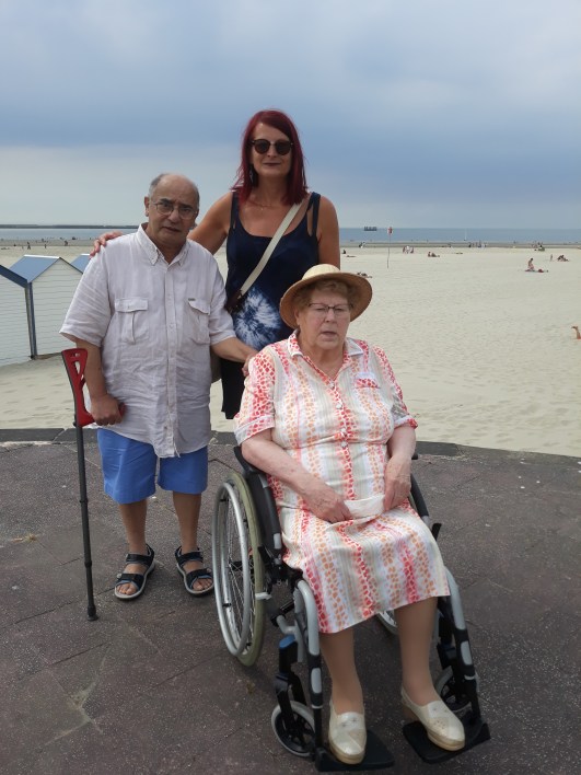 famille d'accueil , personne âgées , bécourt , pas de calais