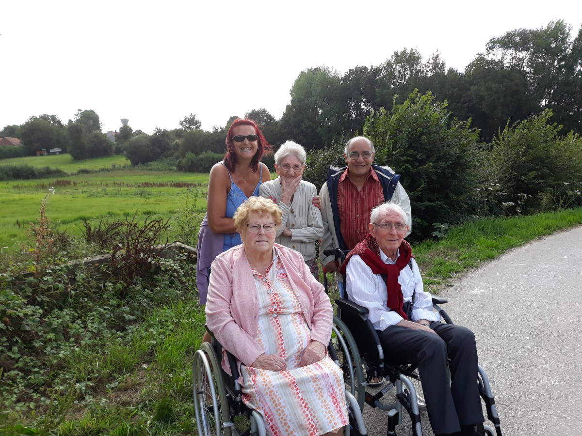 famille d'accueil , personnes âgées , bécourt , pas de calais