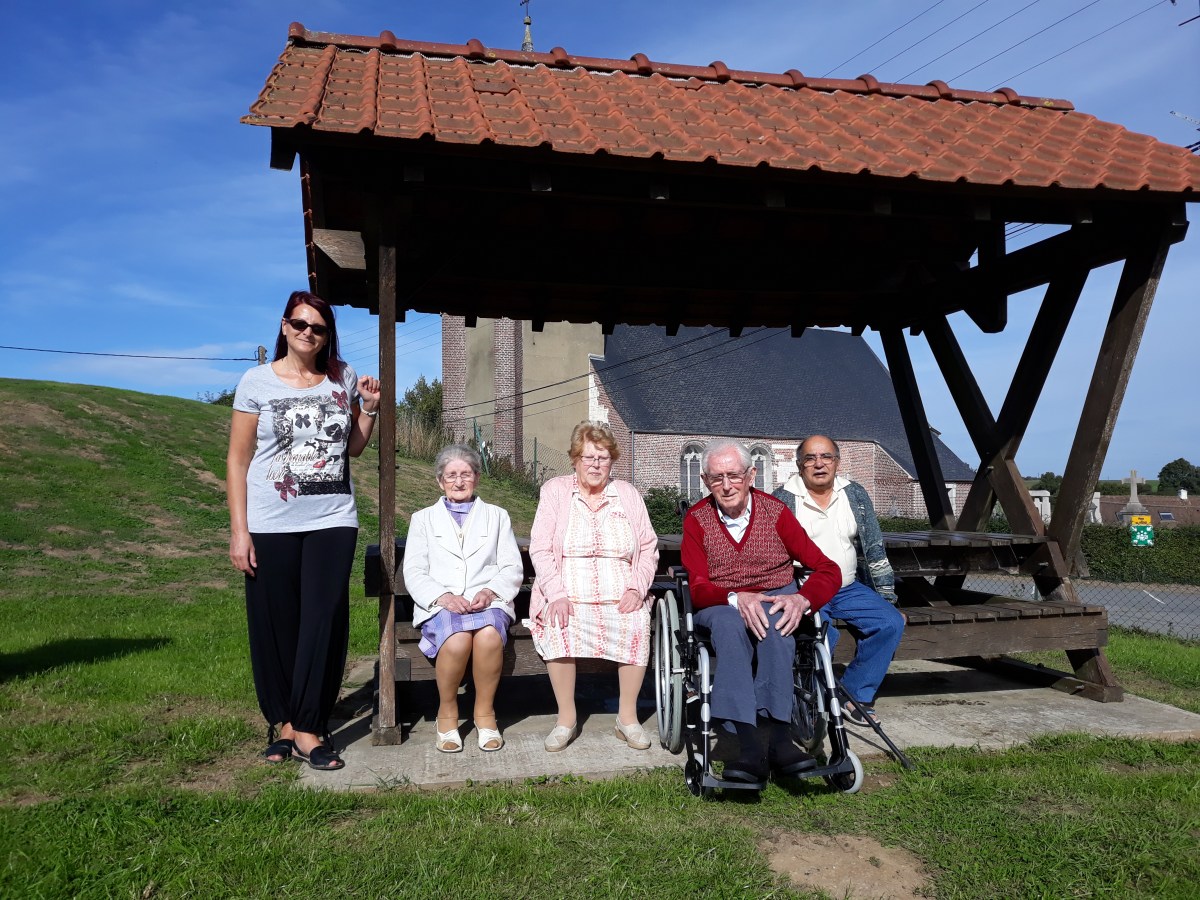 famille d'accueil , personnes âgées , bécourt , pas de calais