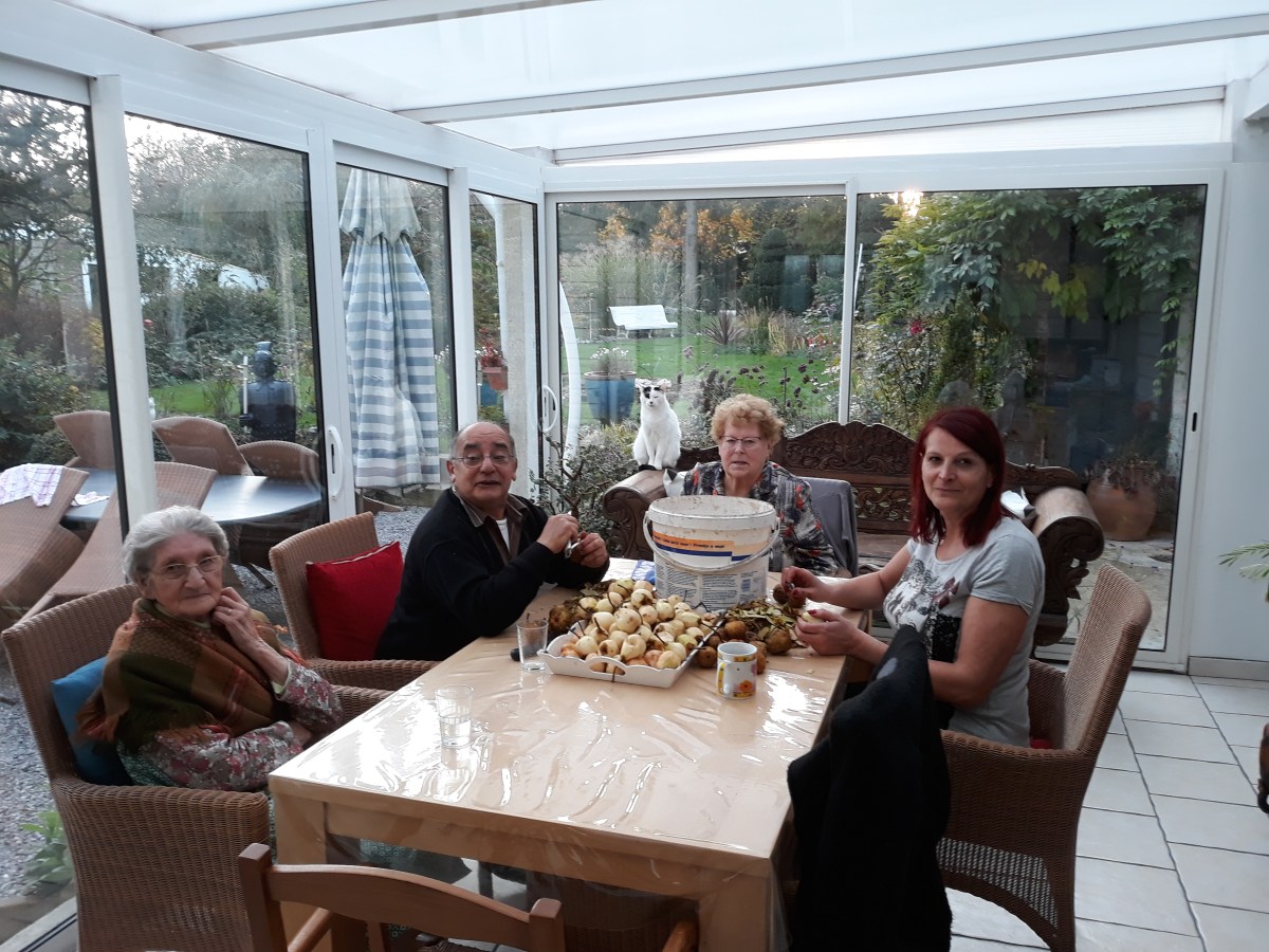 famille d'accueil , personnes âgées , bécourt , pas de calais