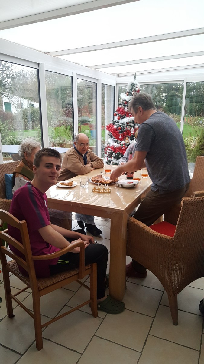 famille d'accueil , pas de calais , bécourt , personnes âgées