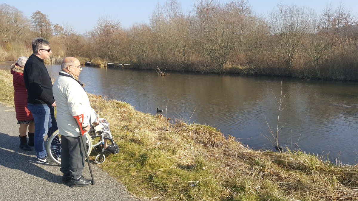 famille d'accueil , pas de calais , bécourt , personnes âgées