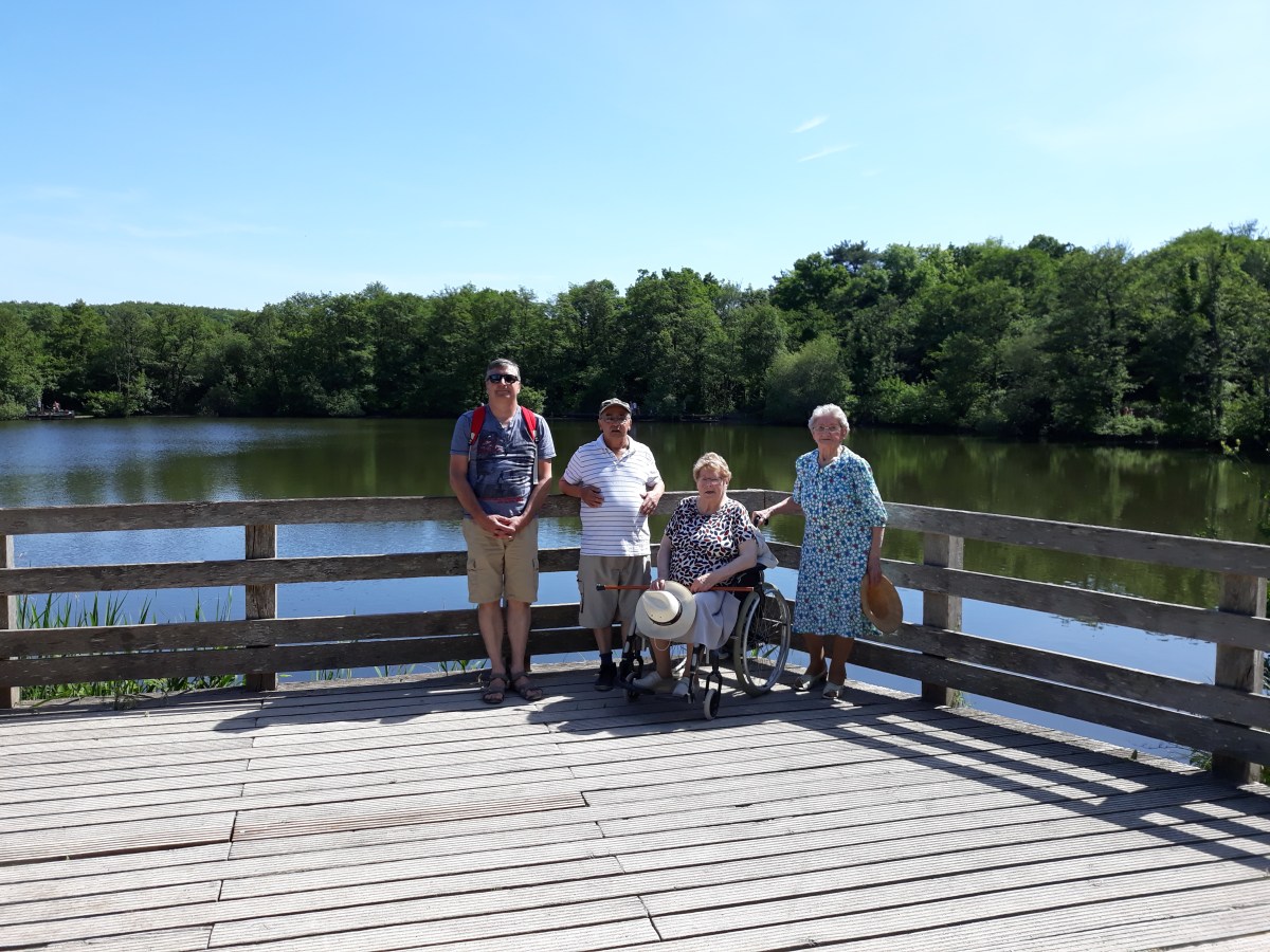 famille d'accueil , personne âgée , bécourt , pas de calais