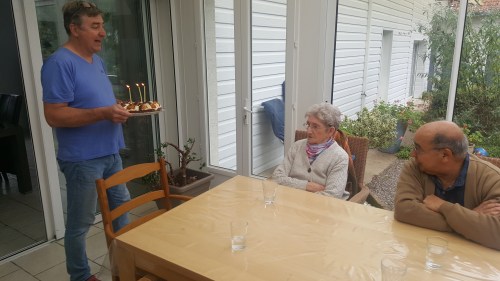 famille d'accueil , personnes âgées ; bécourt , pas de calais