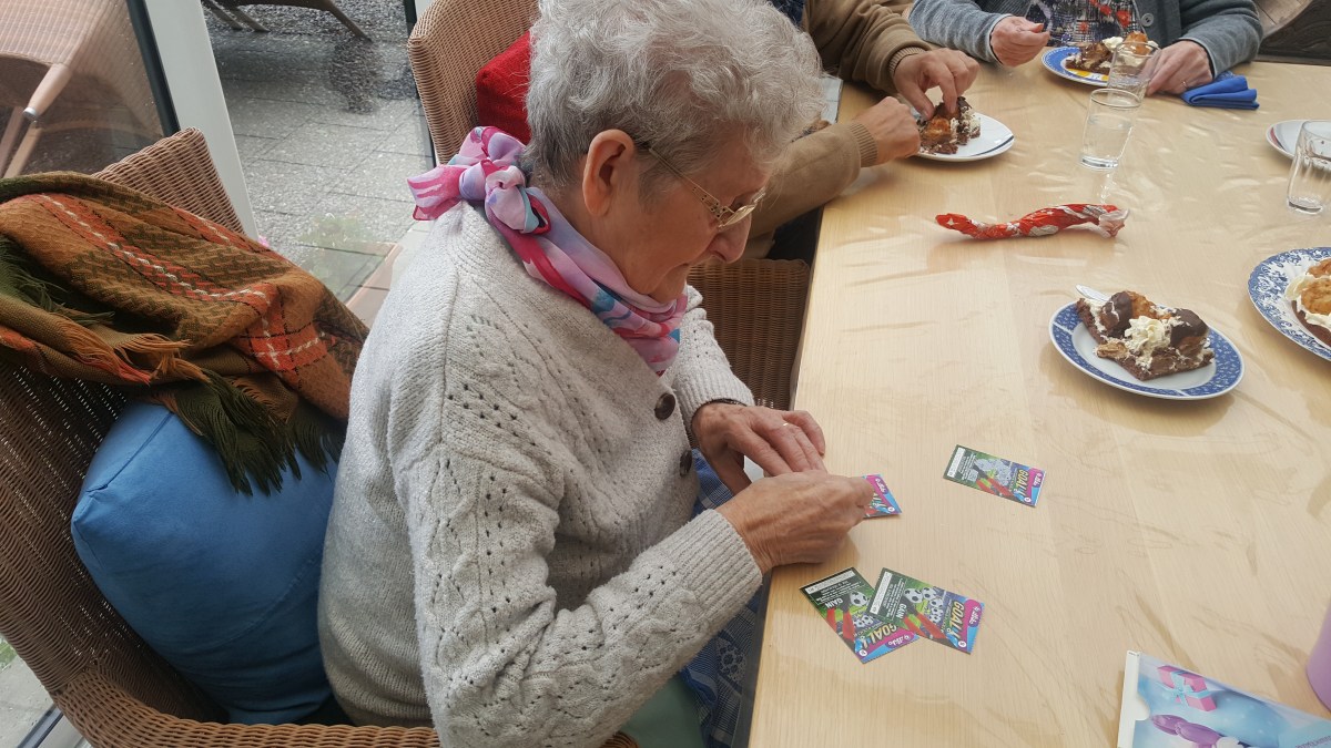 famille d'accueil , personnes âgées ; bécourt , pas de calais