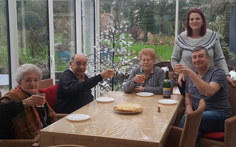 famille d'accueil , personne âgée , bécourt , pas de calais