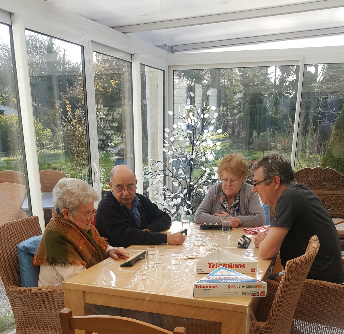 famille d'accueil , personnes âgées , bécourt , pas de calais