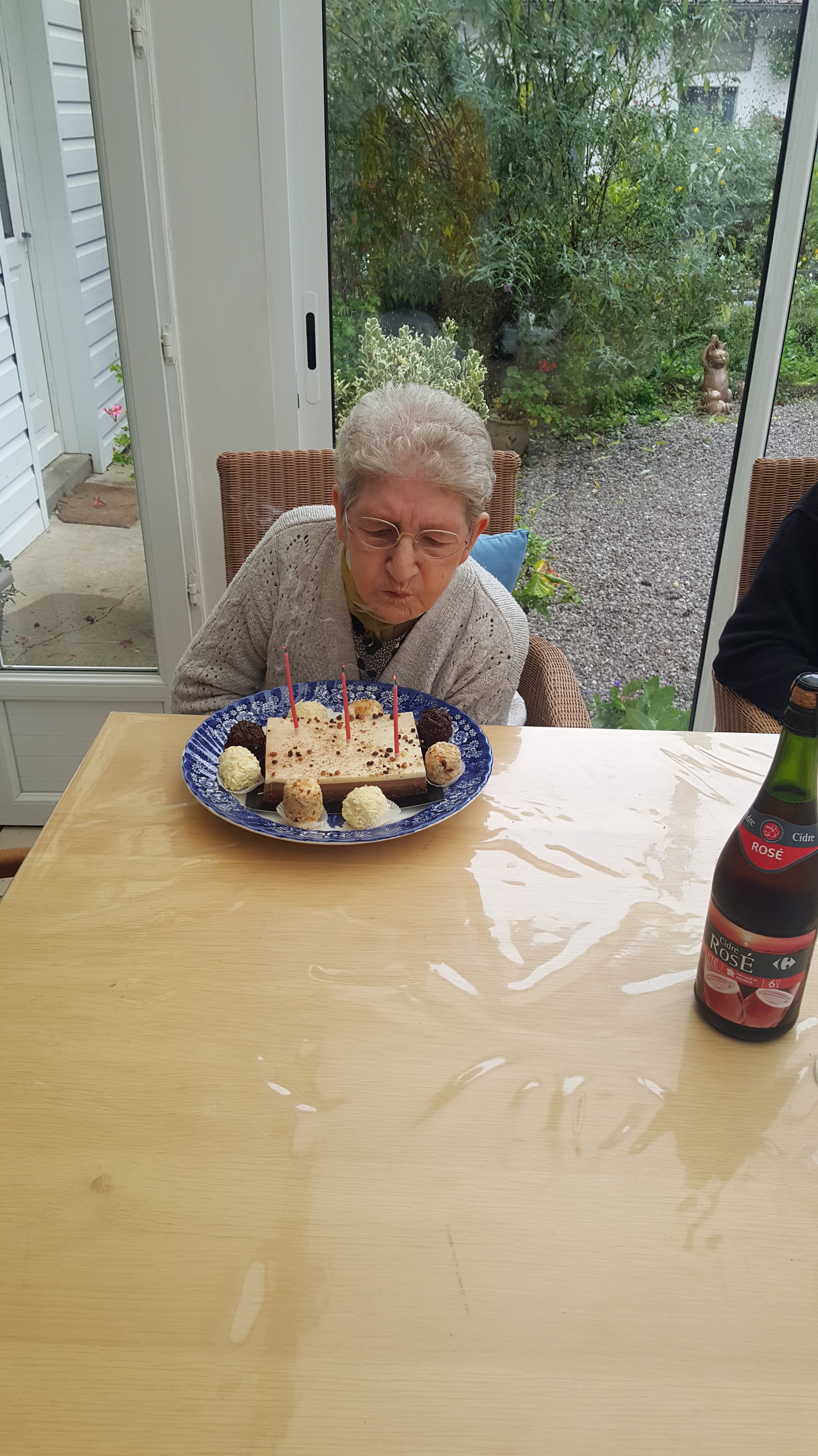 famille d'accueil , personnes âgées , bécourt , pas de calais
