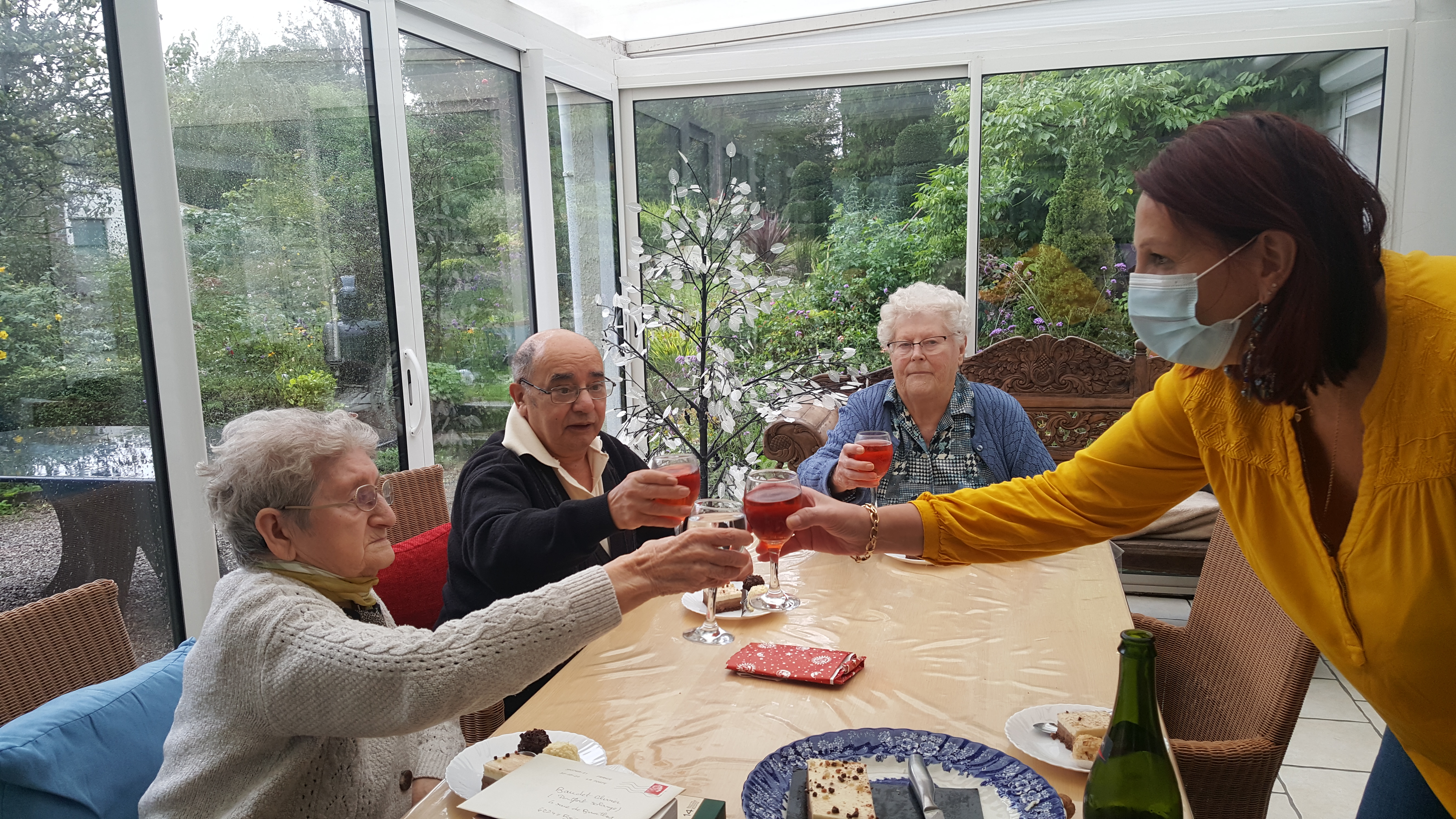 famille d'accueil , personnes âgées , bécourt , pas de calais