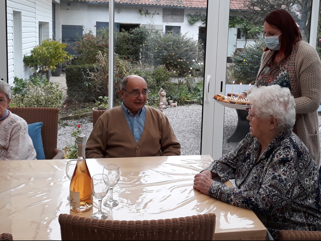 famille d'accueil , personnes âgées , bécourt , pas de calais
