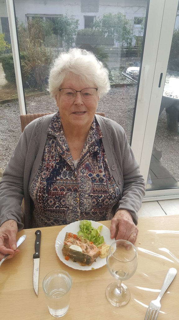 famille d'accueil , personnes âgées , bécourt , pas de calais