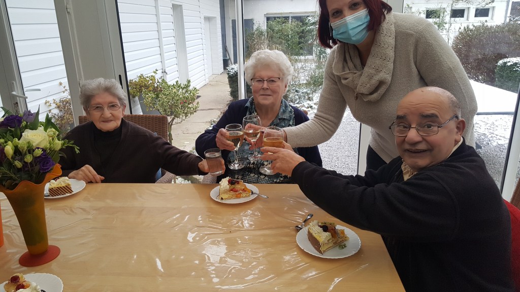 famille d'accueil , personne âgées , bécourt , pas calais